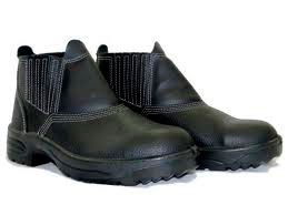 bota preta de segurança